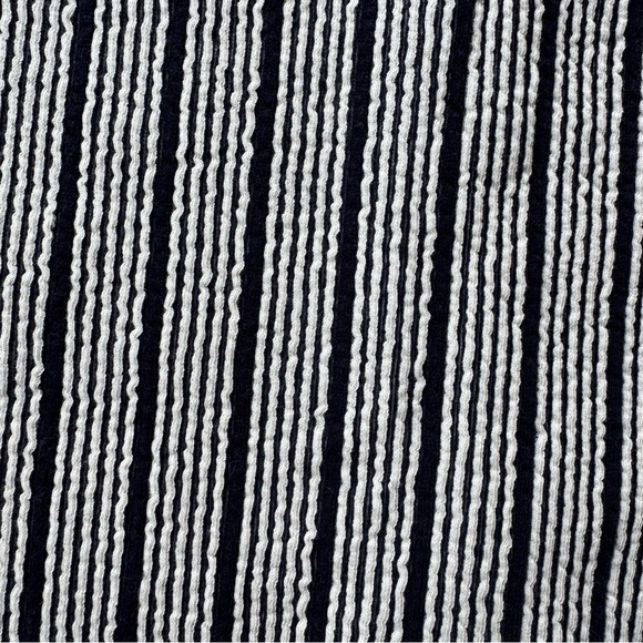 Ann Taylor, small Striped Black and White Women's pencil Skirt slit, and back - Picture 2 of 5